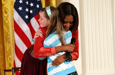 Δεκάχρονη έδωσε το βιογραφικό του πατέρα της στη Μισέλ Ομπάμα